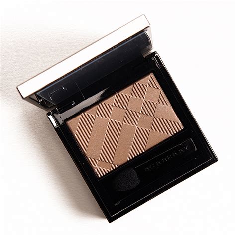 burberry glow shadow